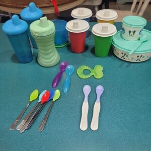 Sippy cup and toddler dish lot